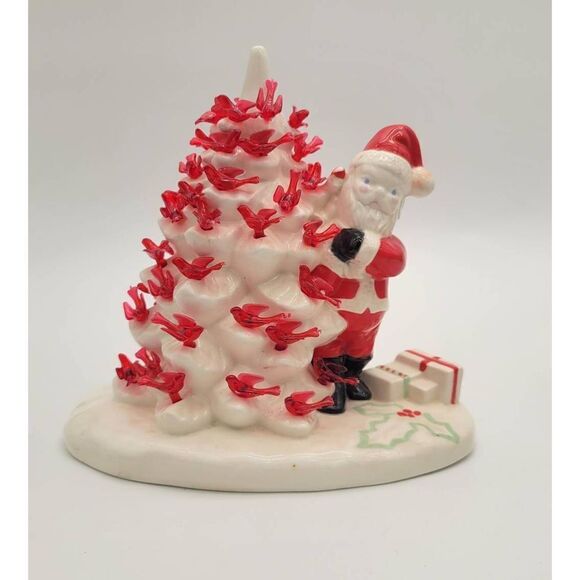 Vintage Cardinal Christmas Tree with Santa - Picture 6 of 6